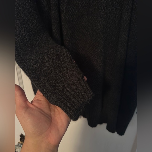 Express Cardigan - Picture 2 of 4